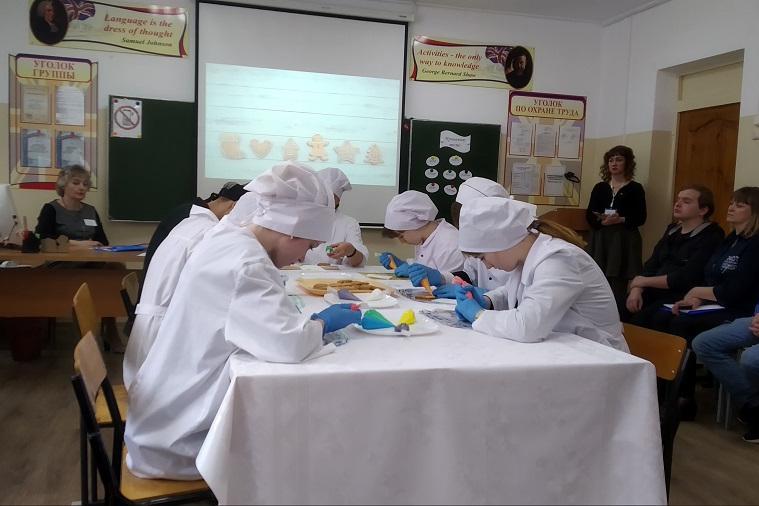 Преподаватели Елабужского института КФУ стали участниками научно-практической конференции и провели профориентационные встречи в городе Бугульма Преподаватели Елабужского института КФУ стали участниками научно-практической конференции и провели профориентационные встречи в городе Бугульма