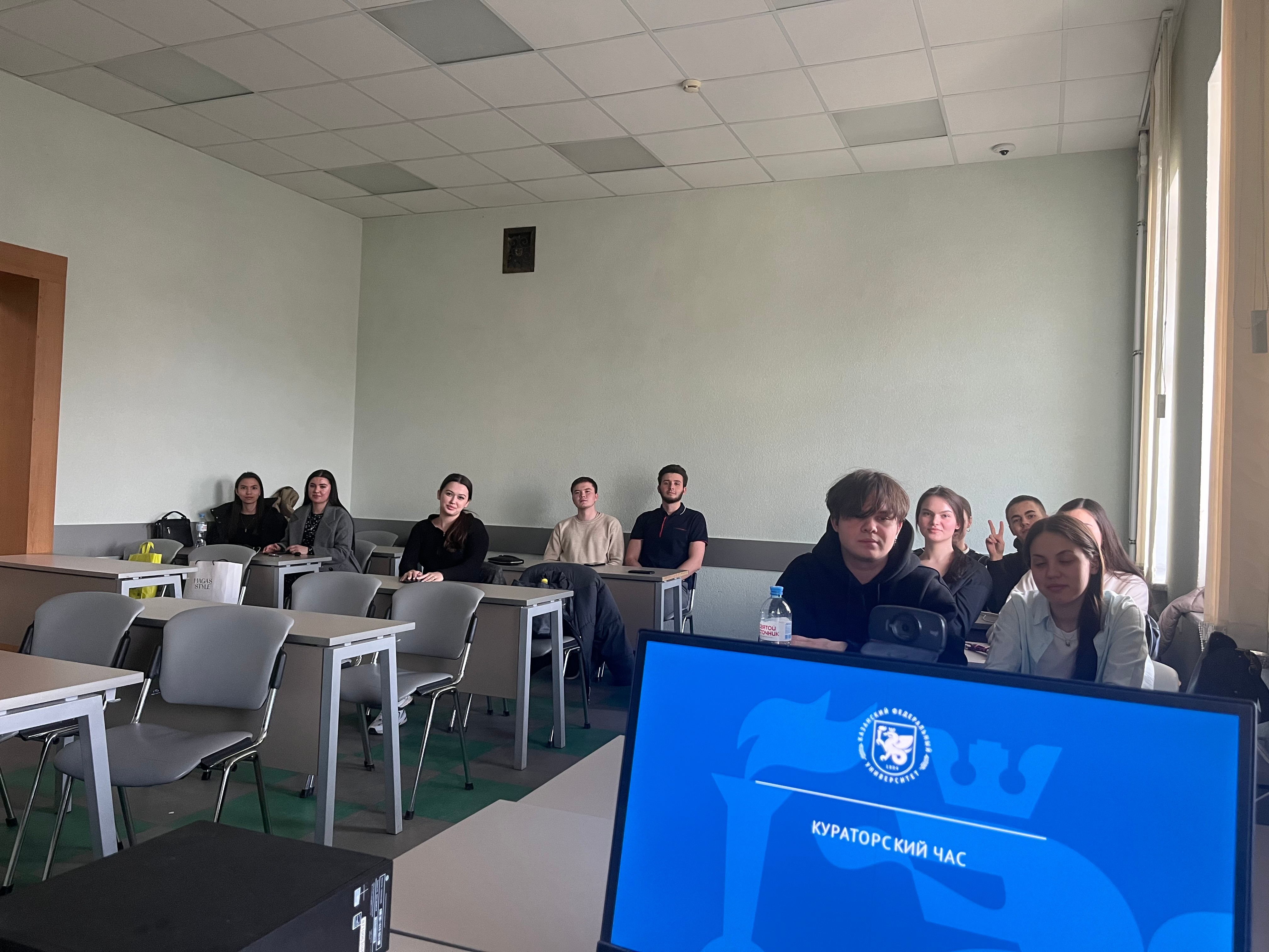 Кураторские часы, посвящённые 80-летию Великой Победы Кураторские часы, посвящённые 80-летию Великой Победы