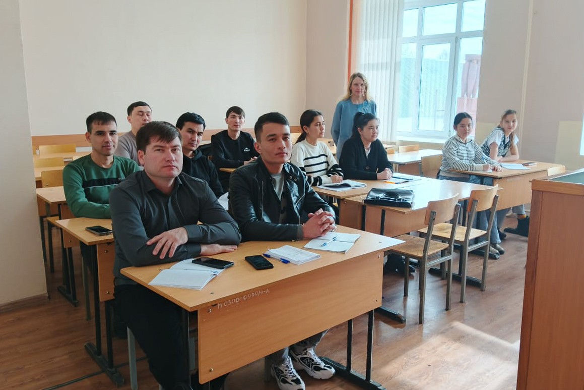 Продолжились кураторские часы в рамках профилактической операции 'Чистое поколение - 2025' Продолжились кураторские часы в рамках профилактической операции 'Чистое поколение - 2025'