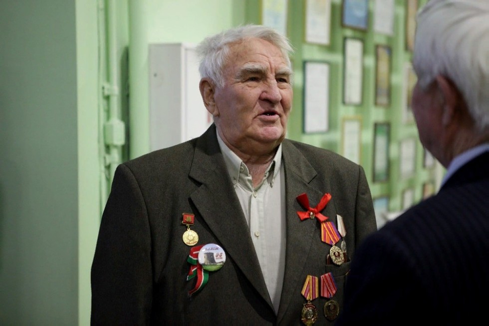 �� ������������� ����������� � ���������� ��������� ��� �������� 100-����� �����