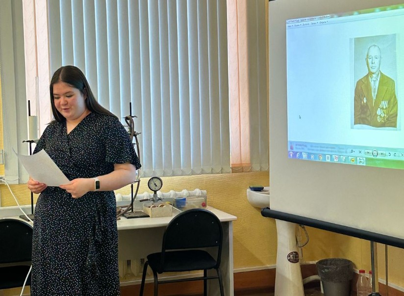 Сохраняя память о героях: кураторские часы Сохраняя память о героях: кураторские часы