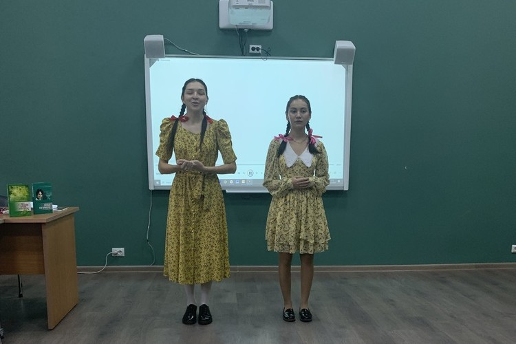 'Каждый стих мой душу лечит...' 'Каждый стих мой душу лечит...'