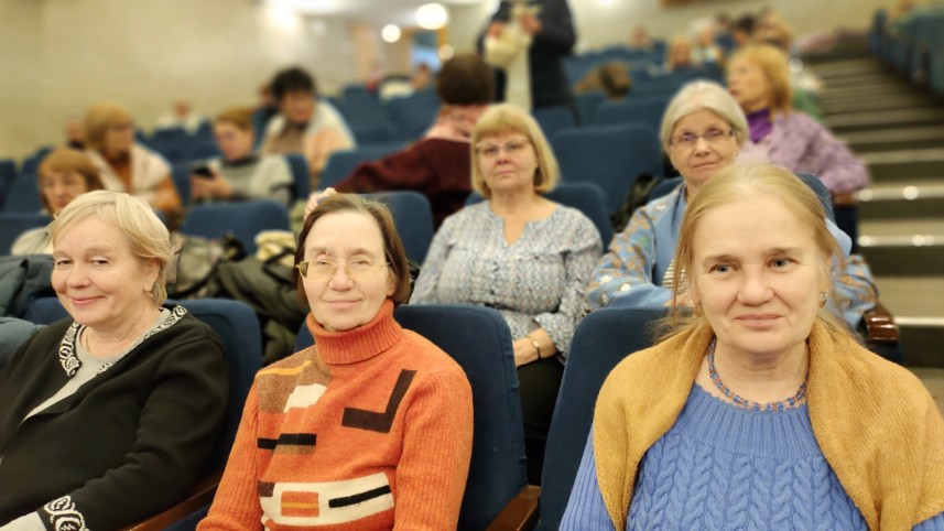 Слушатели УТВ знакомятся с романским искусством Слушатели УТВ знакомятся с романским искусством