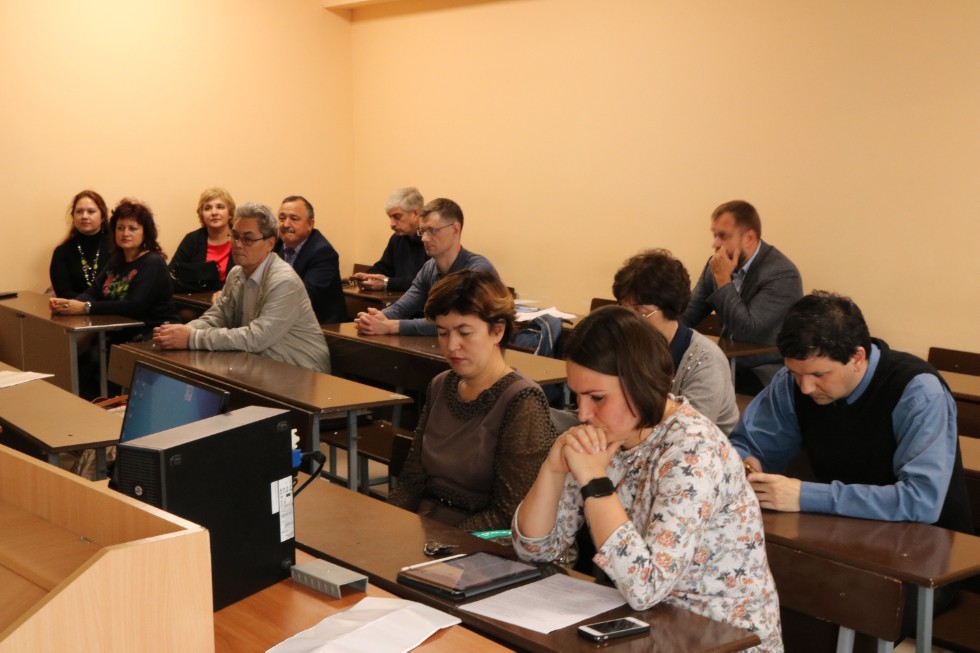 ������ ����� ����