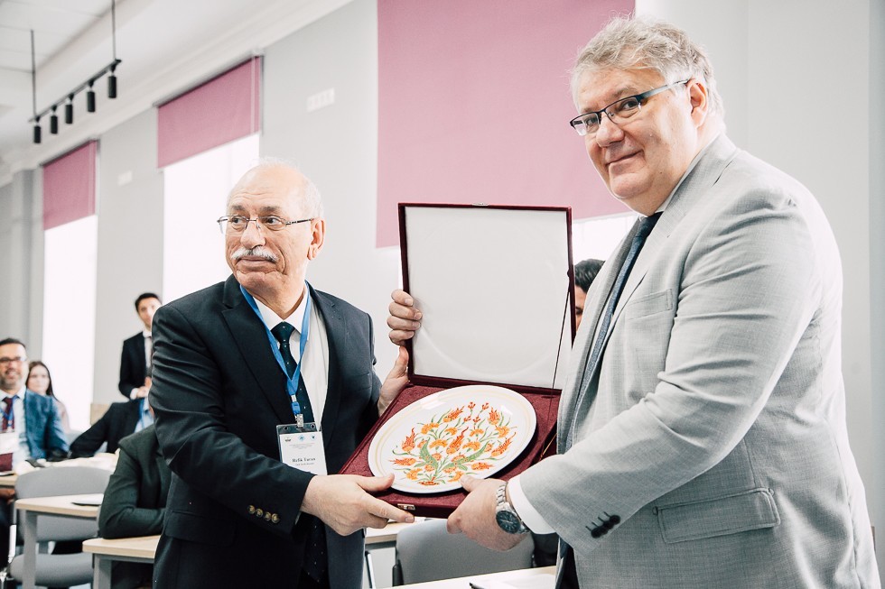 В Институте международных отношений проходит I Международный научный симпозиум 'История и культура Золотой Орды' В Институте международных отношений проходит I Международный научный симпозиум 'История и культура Золотой Орды'