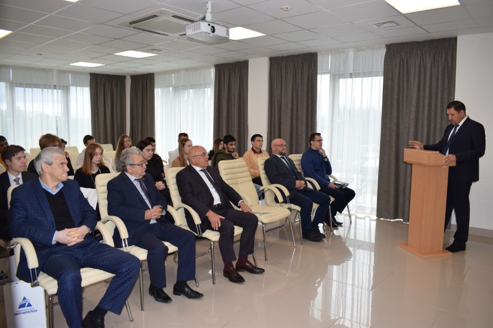 �������� 1-�� ����� ����������� ��������� �������� ���������� ����� 