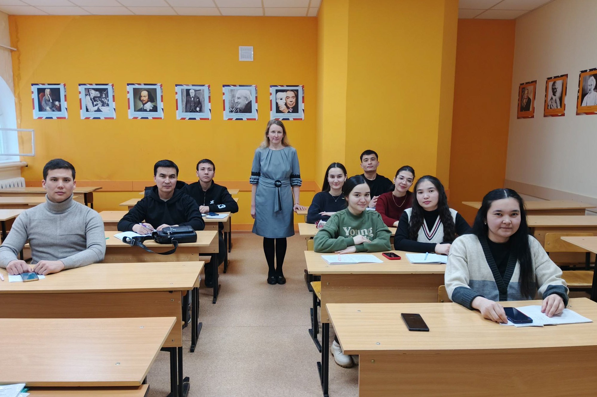 В Елабужском институте КФУ обсудили противодействие коррупции В Елабужском институте КФУ обсудили противодействие коррупции