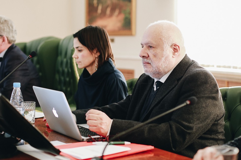 � ��� ��� ������ ������ ������� ������� 