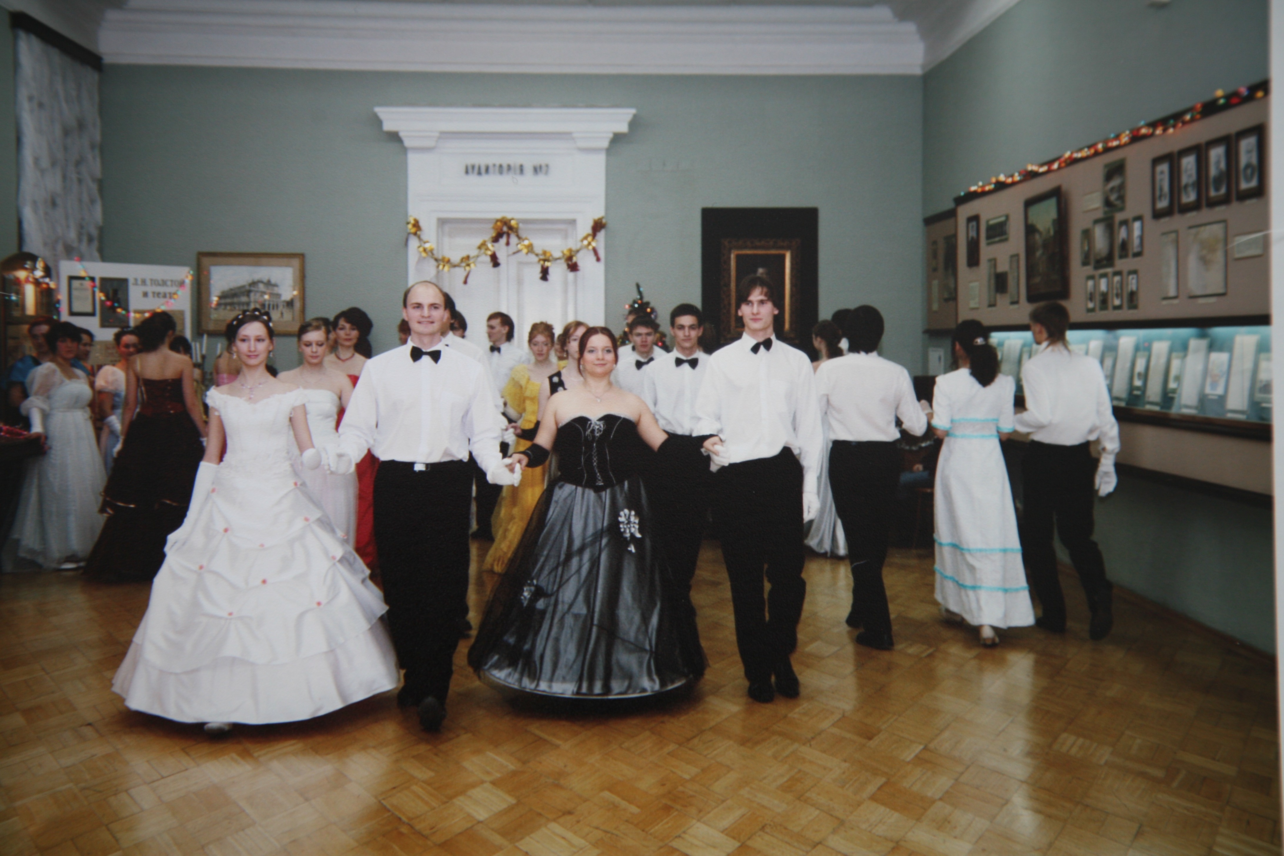 � 100-����� ������� ��������� ����� ������� ���������� ������������- ��������� �.�.