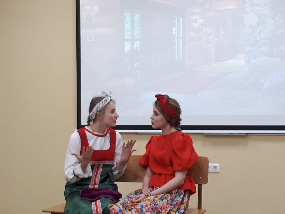 Студенческий театр 'Триумф' показал панораму театральных миниатюр Студенческий театр 'Триумф' показал панораму театральных миниатюр