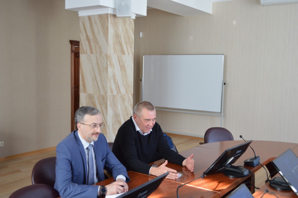 ������������� Siemens Industry Software �������� ���������� �������� ���