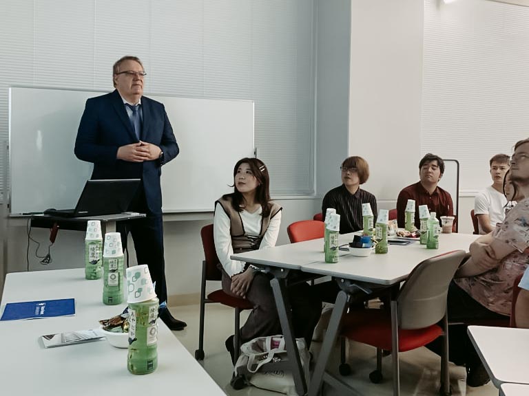 Kazan University executives negotiated with colleagues at Kindai University ,Kindai University, Japan
