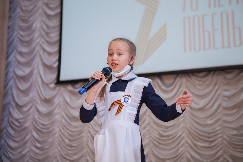 Фонетический конкурс в честь Дня Победы прошел в Елабужском институте КФУ Фонетический конкурс в честь Дня Победы прошел в Елабужском институте КФУ