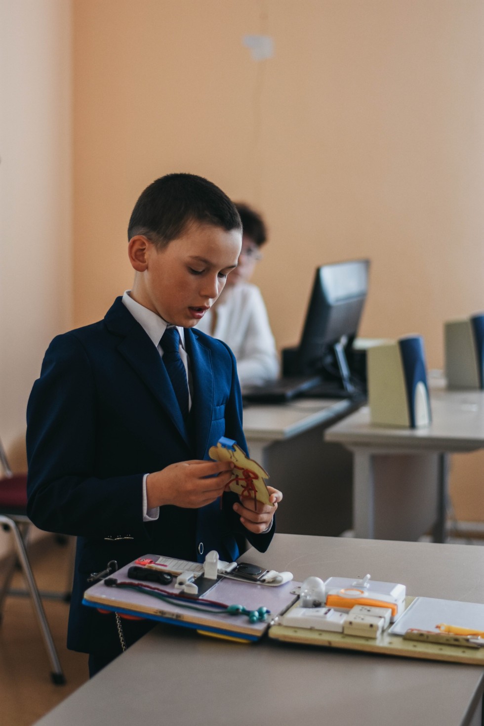 ����� ��������� ���� ������������� 