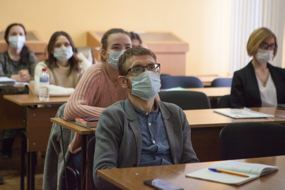 Итоговая научно-образовательная конференция студентов завершилась в Елабужском институте КФУ Итоговая научно-образовательная конференция студентов завершилась в Елабужском институте КФУ