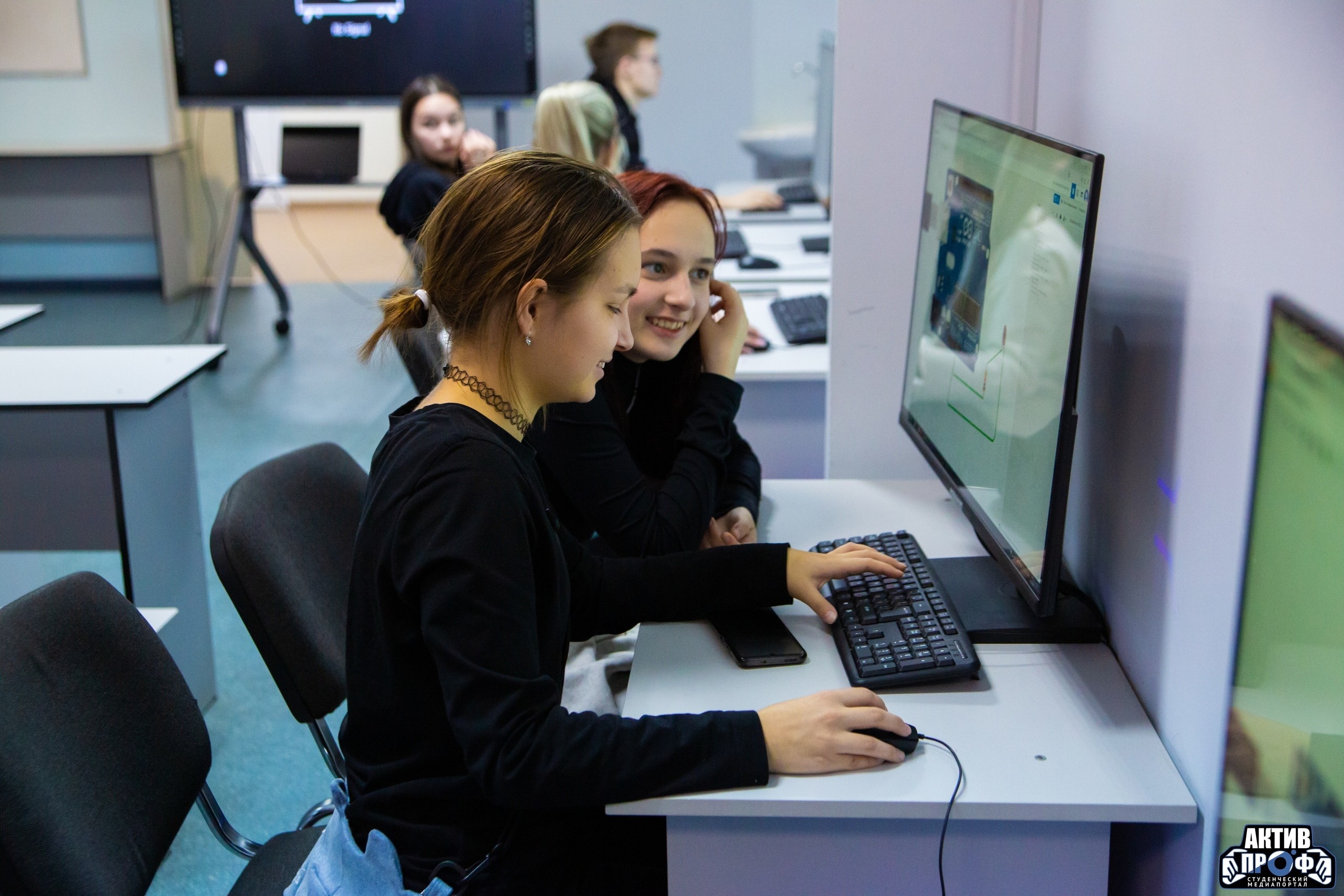 'Школа будущего автомобильного инженера FUTURAUTO' 'Школа будущего автомобильного инженера FUTURAUTO'