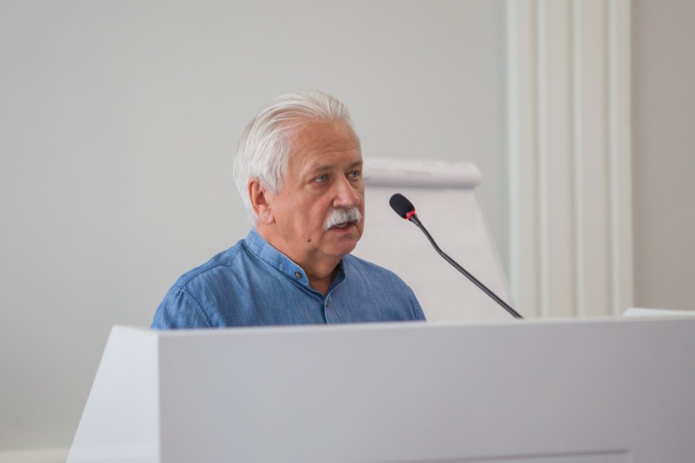 '������ ? ���� ���': ������ ������� ����� �������� ������?