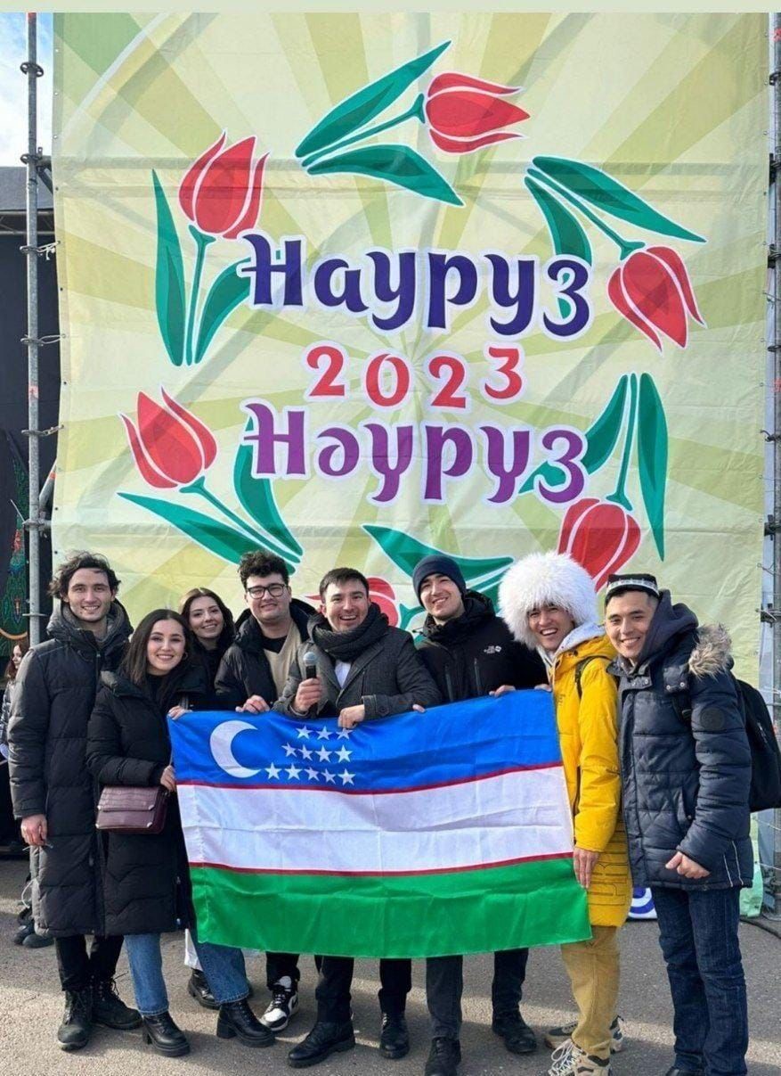 Студенты Института международных отношений КФУ приняли участие в праздновании 'Науруза'.