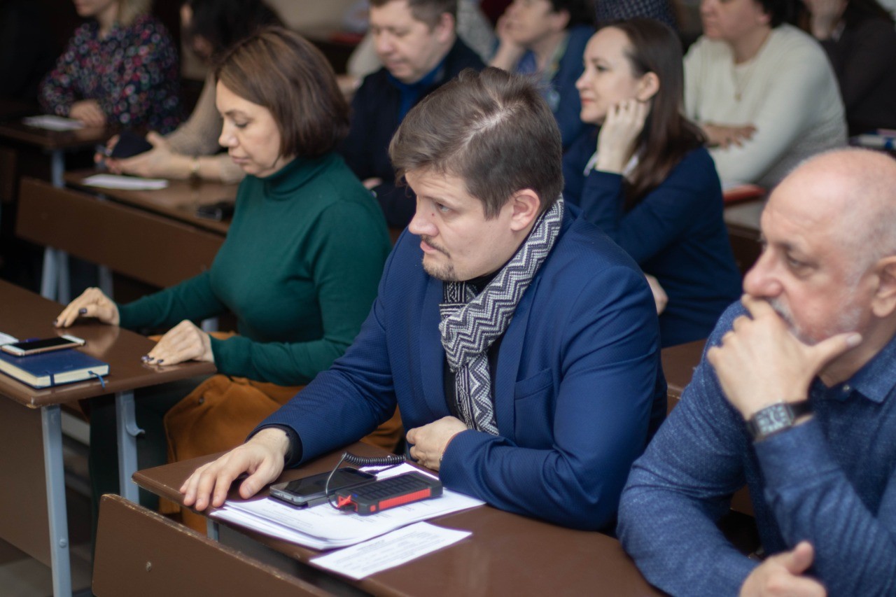 В Институте социально-философских наук и массовых коммуникаций состоялась конференция представителей научно-педагогических кадров и обучающихся В Институте социально-философских наук и массовых коммуникаций состоялась конференция представителей научно-педагогических кадров и обучающихся