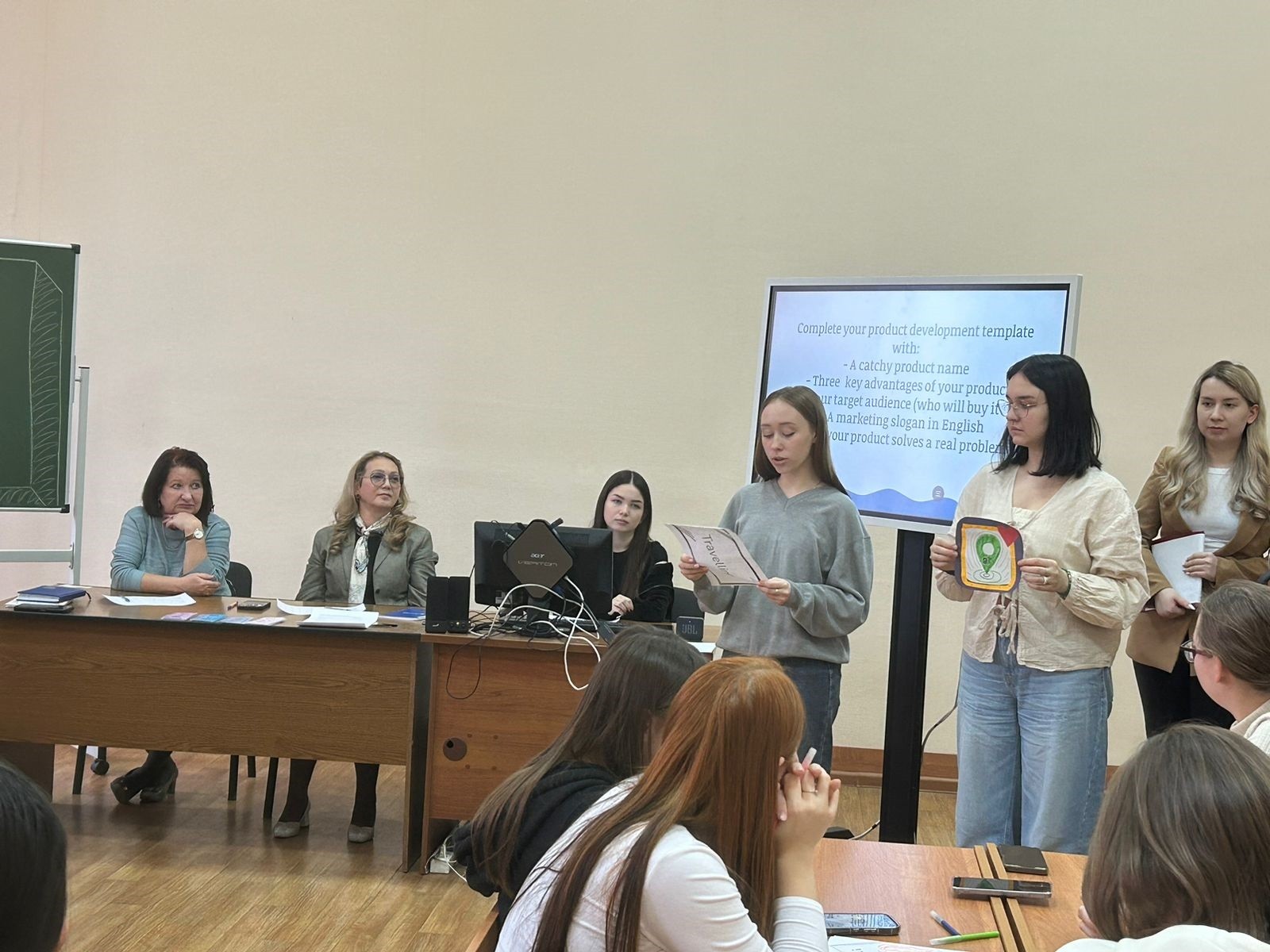 Бизнес-игра на английском языке: филология, экономика и традиции КФУ Бизнес-игра на английском языке: филология, экономика и традиции КФУ