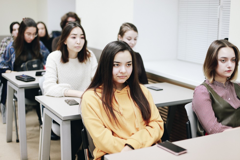 ИМО КФУ принял делегацию университета Синхай. Фотоотчет. ИМО КФУ принял делегацию университета Синхай. Фотоотчет.