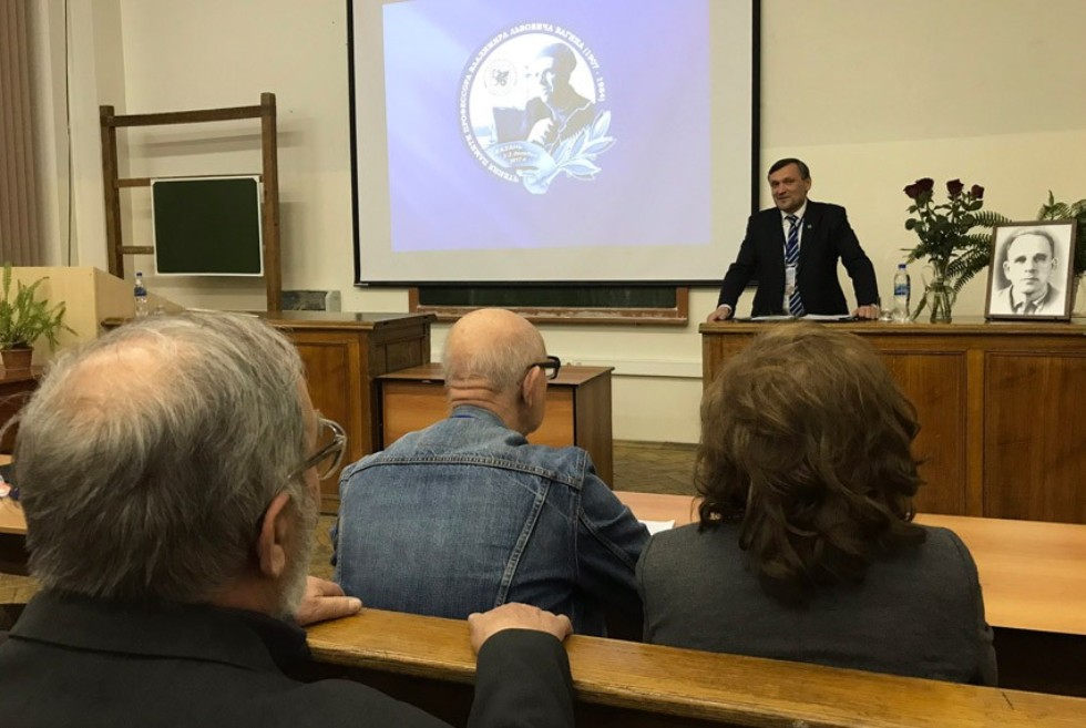 Международные чтения памяти профессора В.Л. Вагина состоялись на кафедре зоологии и общей биологии ИФМиБ КФУ 1-2 декабря 2017 г. Международные чтения памяти профессора В.Л. Вагина состоялись на кафедре зоологии и общей биологии ИФМиБ КФУ 1-2 декабря 2017 г.