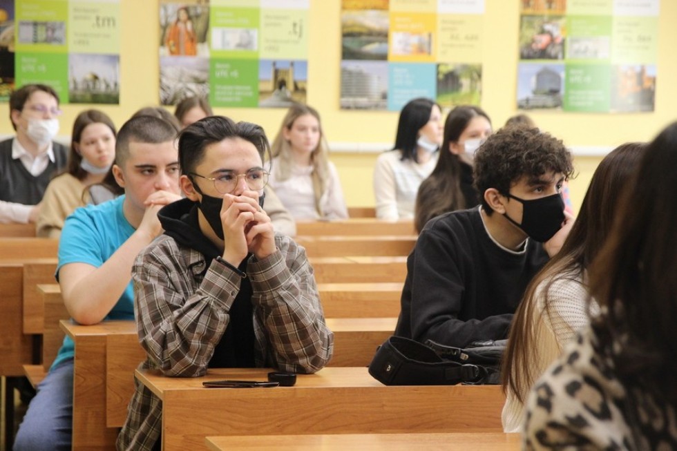 ��������� ����� ���������� ����������� �� ������������ �����