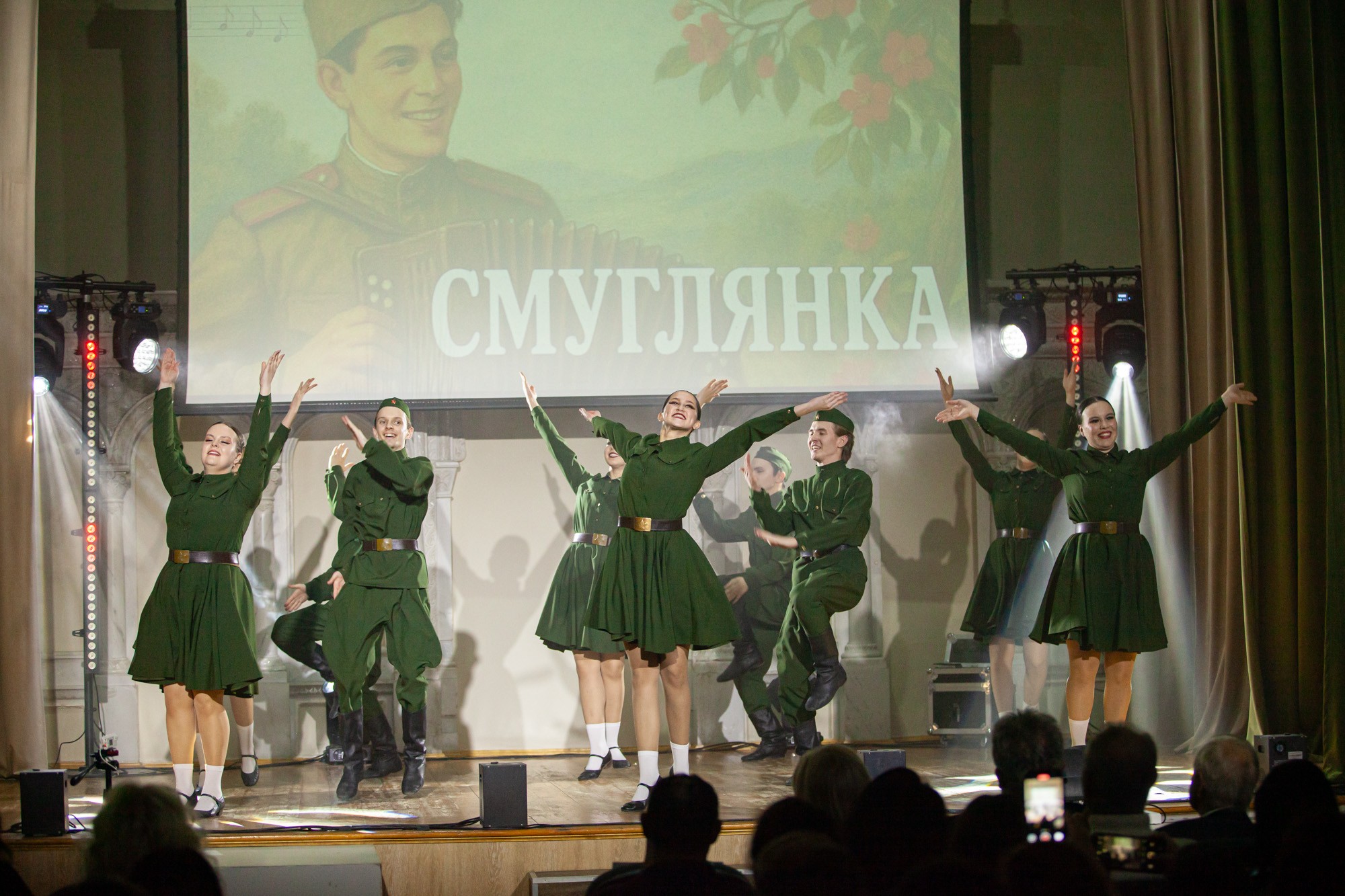 'Ялкын' ? это семья: итоговый концерт коллектива состоялся в Елабужском институте КФУ 'Ялкын' ? это семья: итоговый концерт коллектива состоялся в Елабужском институте КФУ