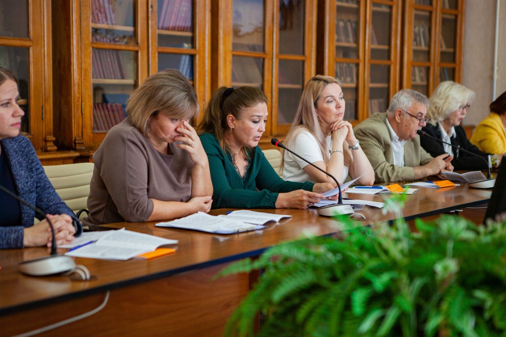 IX ������������ ������: ������ (����)