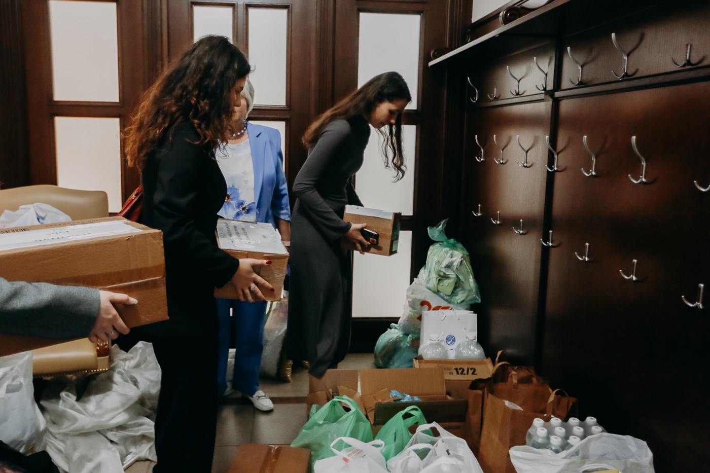 Гум помощь Гум помощь