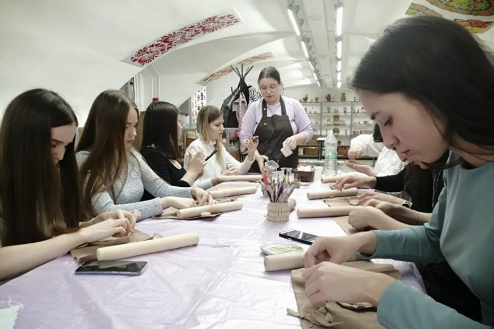 Лепка из глины ? сложно? Вовсе нет Лепка из глины ? сложно? Вовсе нет