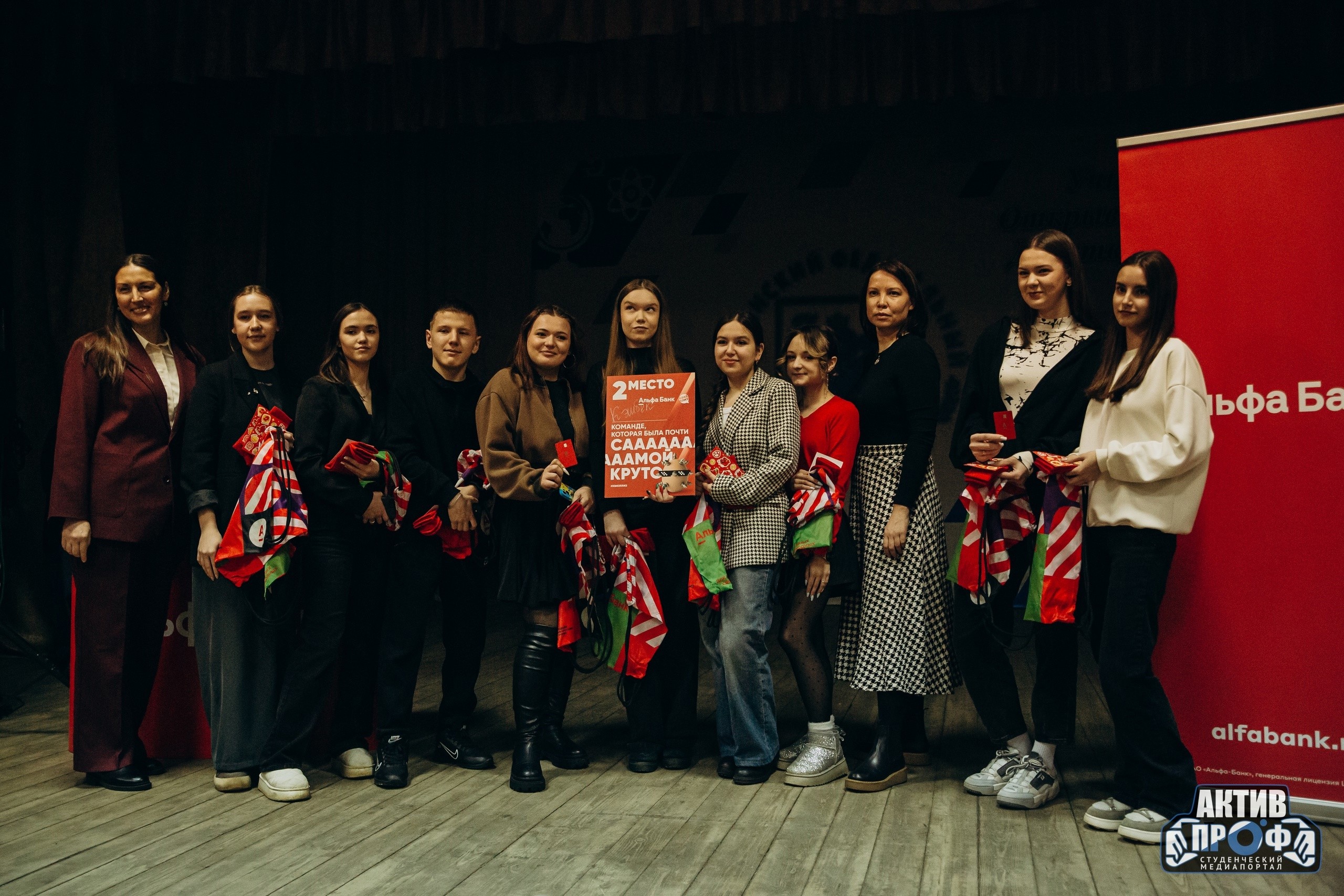 �����-����