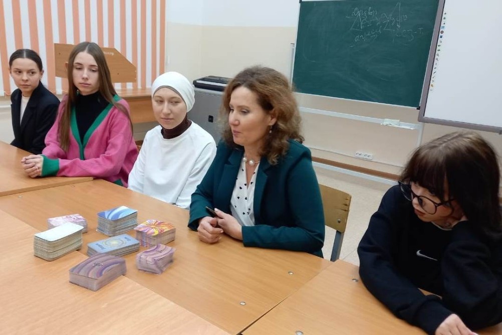 Мастер-класс по сказкотерапии провела выпускница Елабужского института КФУ Мастер-класс по сказкотерапии провела выпускница Елабужского института КФУ