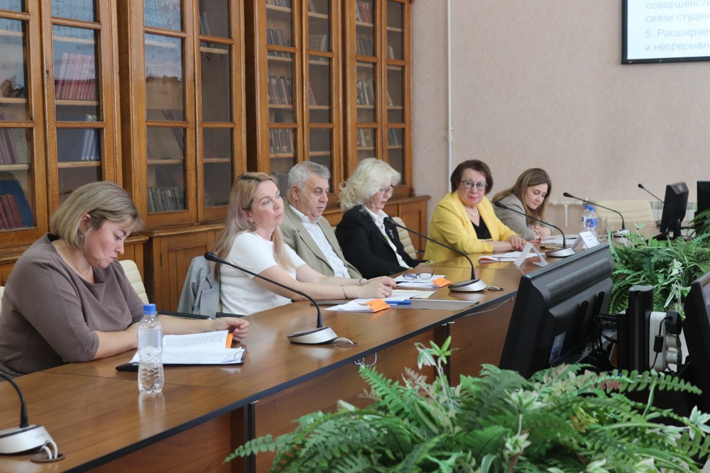 IX ������������ ������: ������� (����)