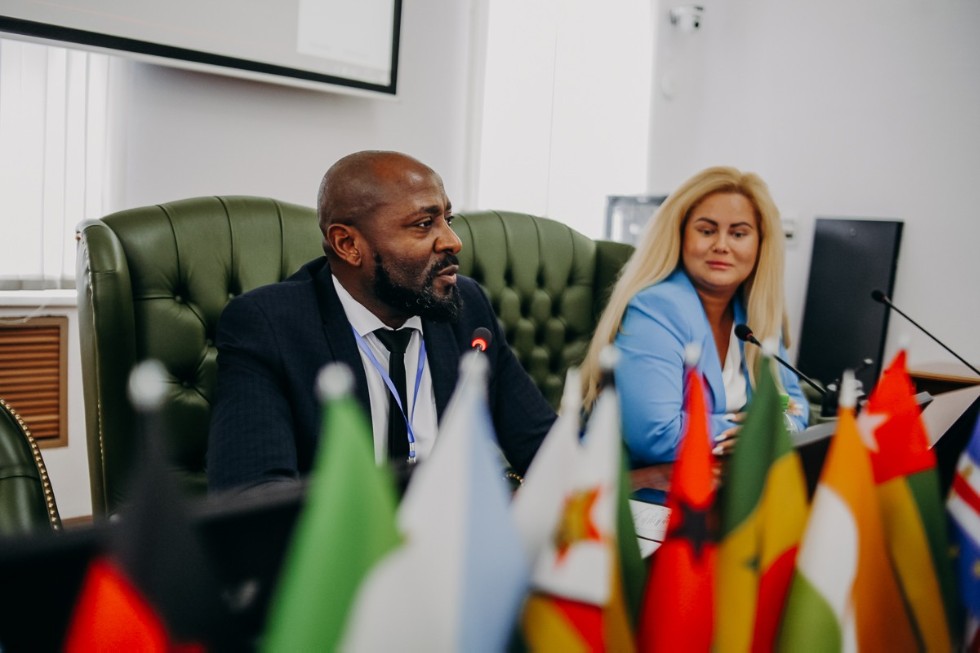 ������ �� �������������� ������ � ������ ��������� � ���