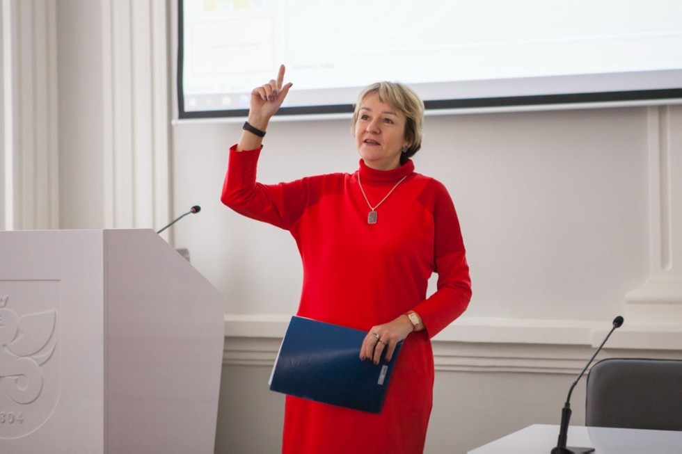 ����� ������� � ���������� ������������: � ���������� ��������� ��������� �������� ���� � ������� ����