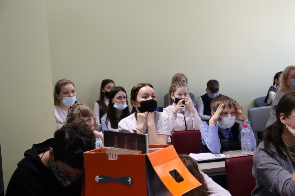 ДОСТОЙНАЯ СМЕНА ДОСТОЙНАЯ СМЕНА