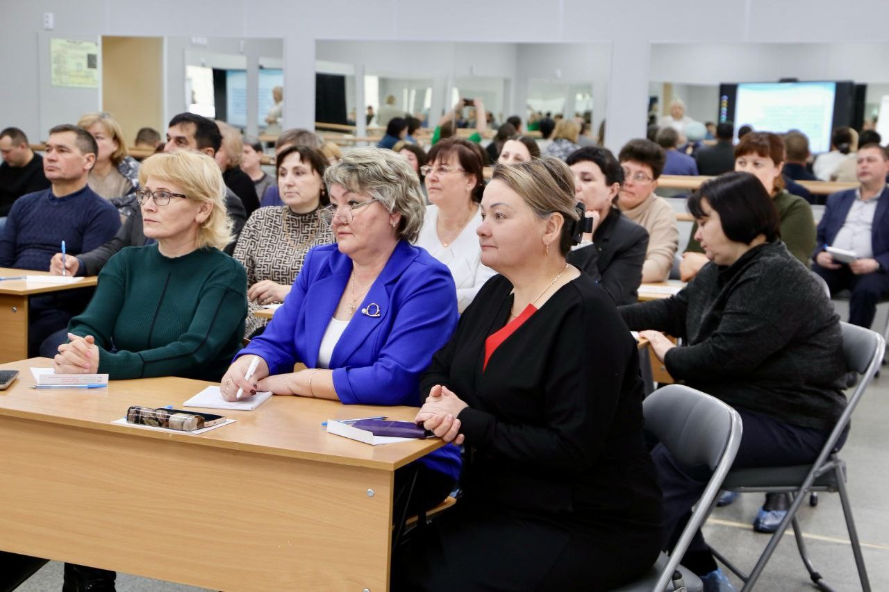 ВШГМУ провела выездную образовательную программу для администрации Алексеевского муниципального района Республики Татарстан ВШГМУ провела выездную образовательную программу для администрации Алексеевского муниципального района Республики Татарстан