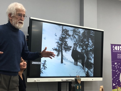 Студенты ИФМК КФУ встретились с известным прозаиком и путешественником Камилем Зиганшины Студенты ИФМК КФУ встретились с известным прозаиком и путешественником Камилем Зиганшины