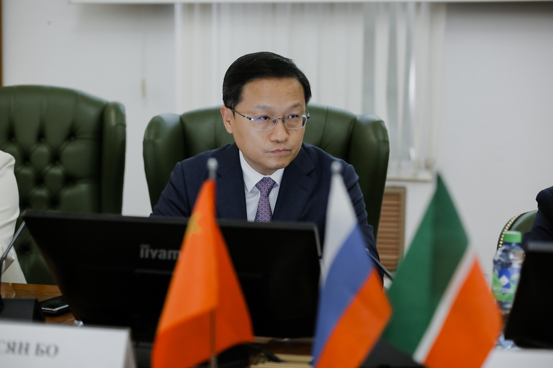 ������-�����