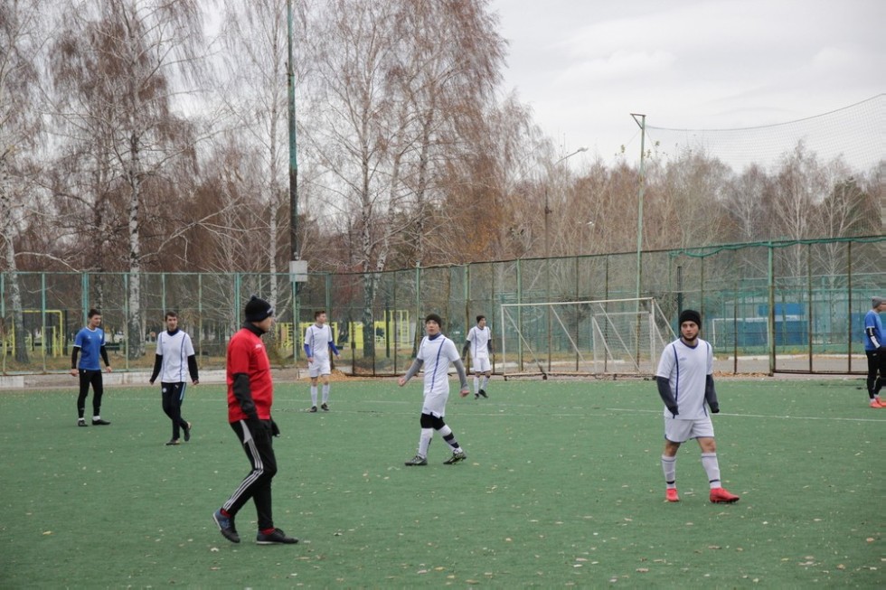 Очередной матч сборная Елабужского института провела в Набережных Челнах Очередной матч сборная Елабужского института провела в Набережных Челнах