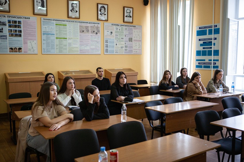 XII Международная тюркологическая конференция проходит в Елабужском институте КФУ XII Международная тюркологическая конференция проходит в Елабужском институте КФУ