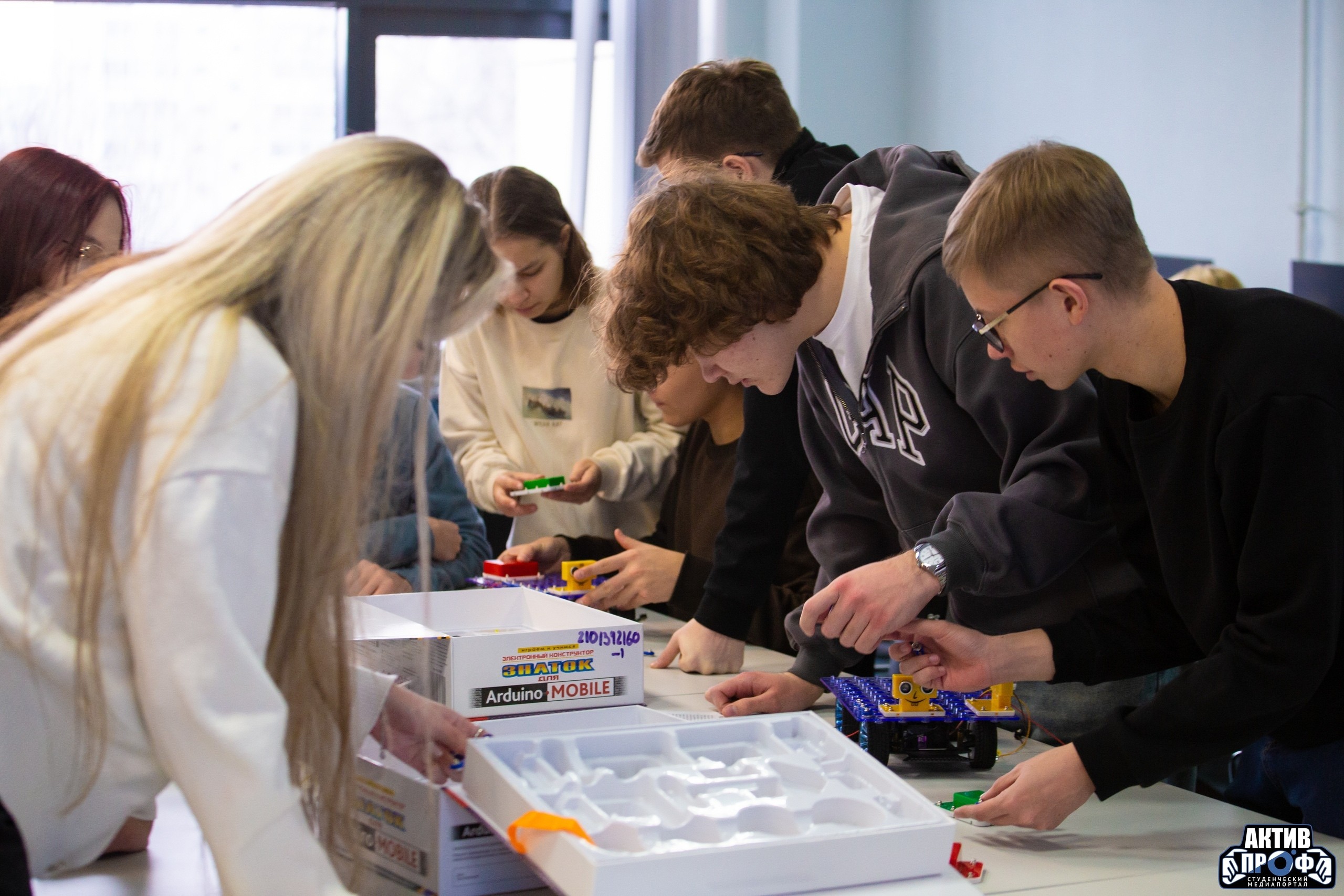 'Школа будущего автомобильного инженера FUTURAUTO' 'Школа будущего автомобильного инженера FUTURAUTO'