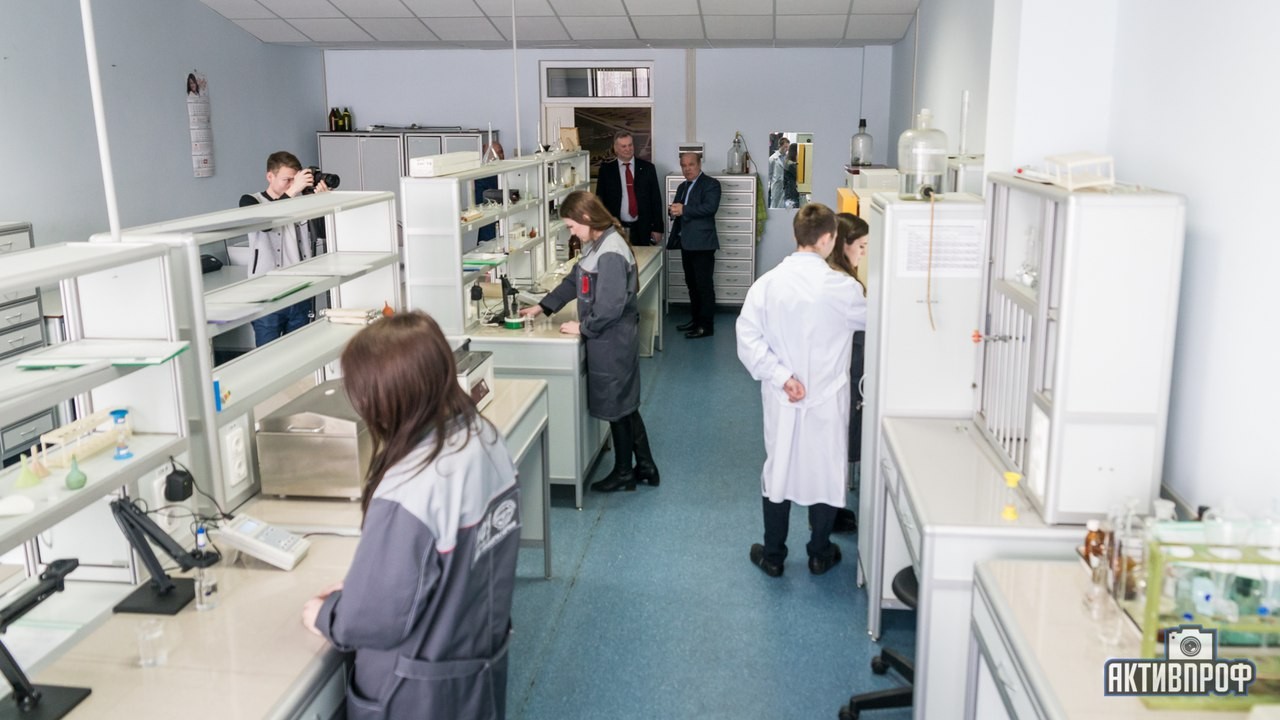 �������� ����� � �������������� ������