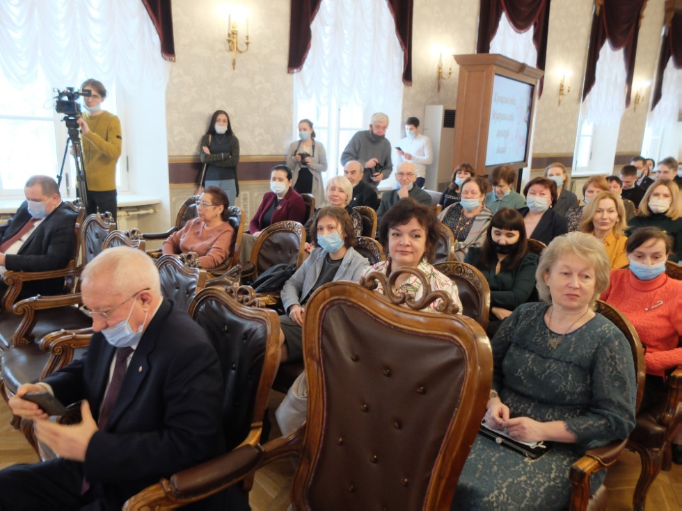 ����������� ����� ������ 8 �����.