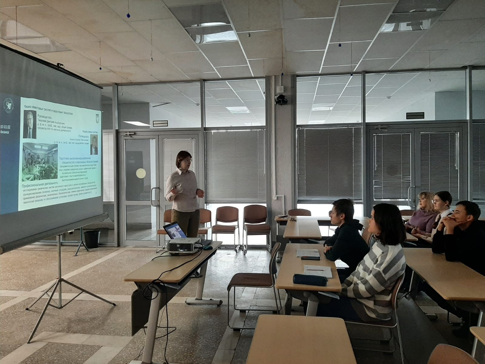 25 ����� � ��������� ������ ������ ������� � ����������� ������ �� ���������� � ��� �� ������.