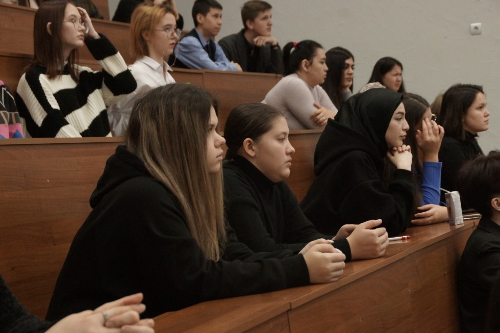 ��������� ����� ��������������� ��������� ��������� � ����������, ����������� �������������� ����� ��������