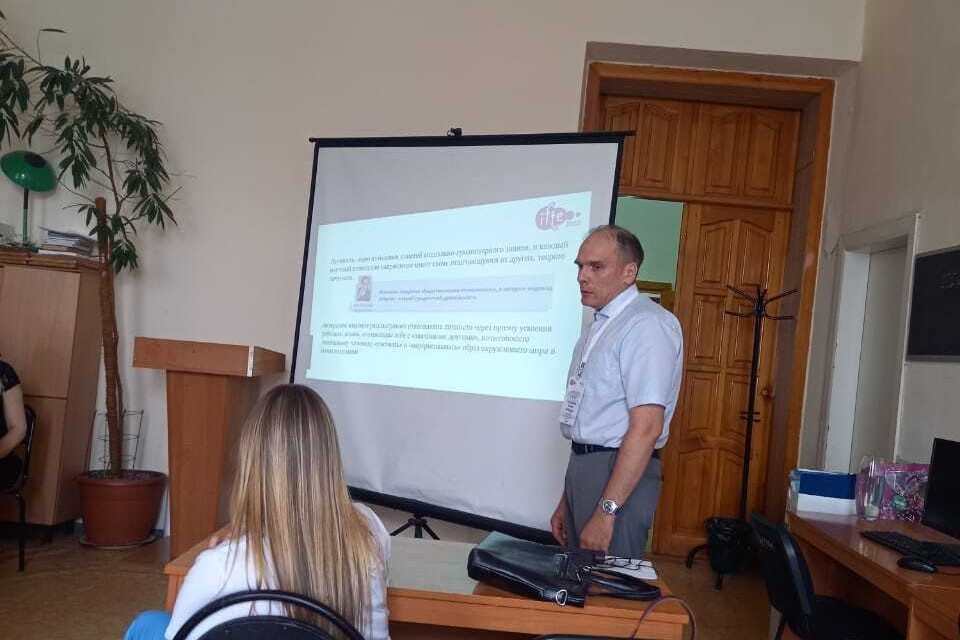 Добрая традиция участия в IX Международном форуме по педагогическому образованию продолжается Добрая традиция участия в IX Международном форуме по педагогическому образованию продолжается