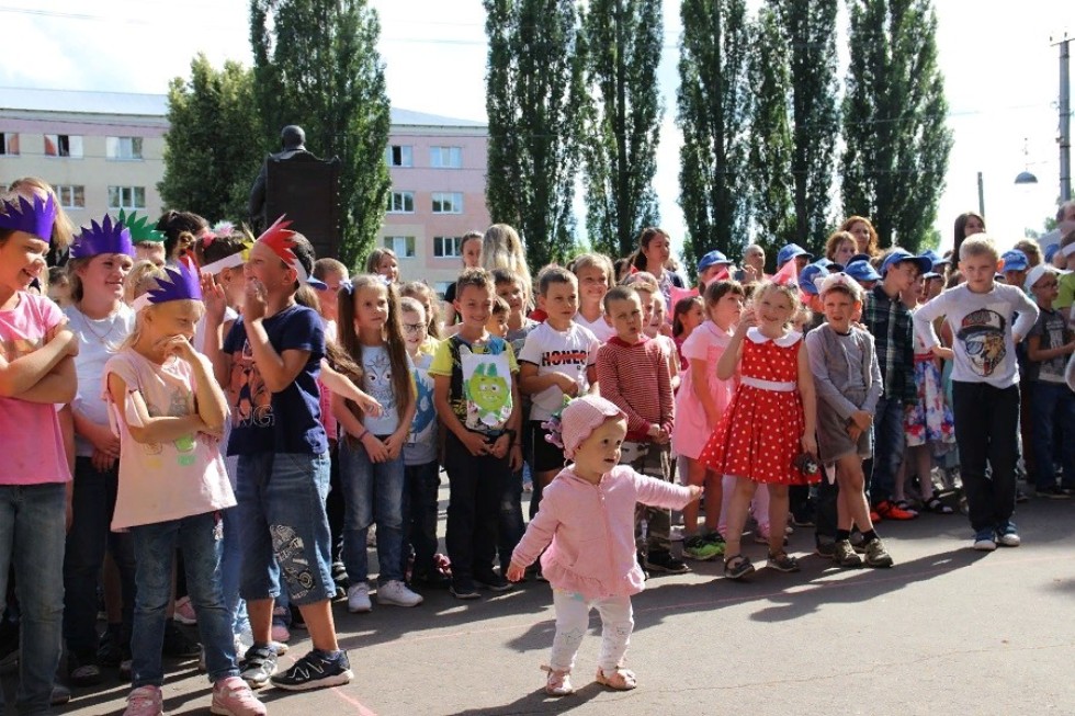 Все мы родом из детства Все мы родом из детства