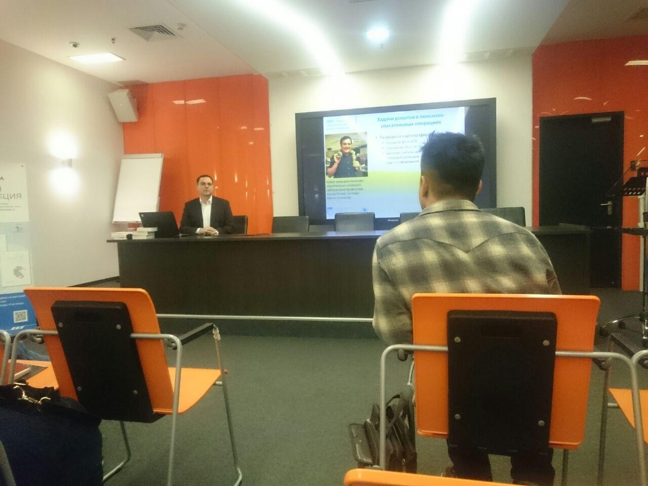 Профессор Евгений Магид выступил на мероприятии конкурса по созданию поисково-спасательных технологий нового поколения 'Одиссея' Профессор Евгений Магид выступил на мероприятии конкурса по созданию поисково-спасательных технологий нового поколения 'Одиссея'